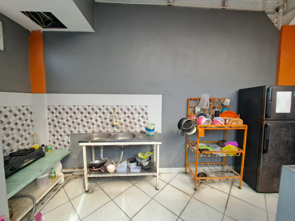 Dapur bersama lantai atas